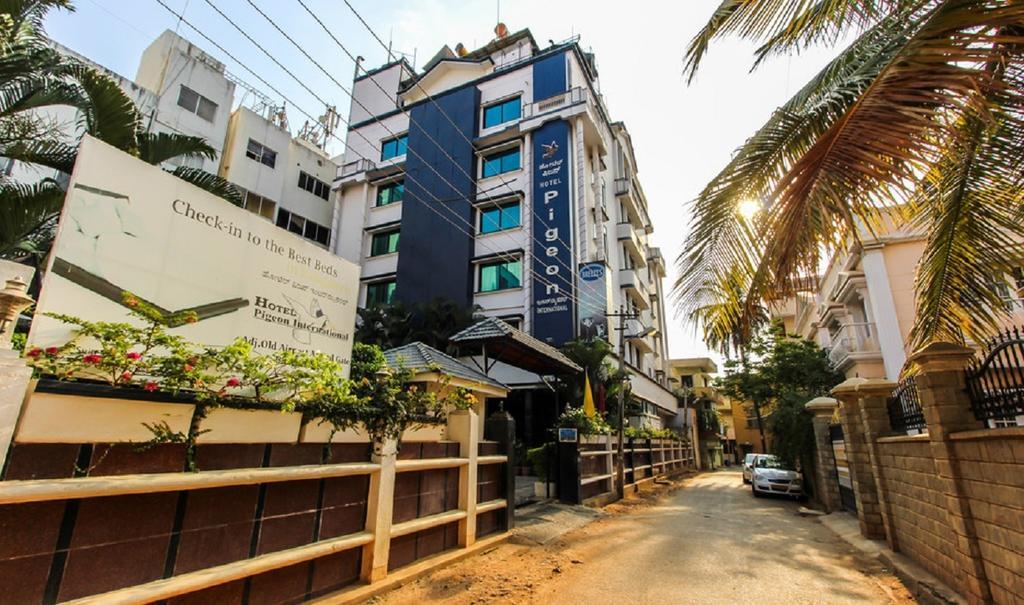Hotel Pigeon International バンガロール エクステリア 写真