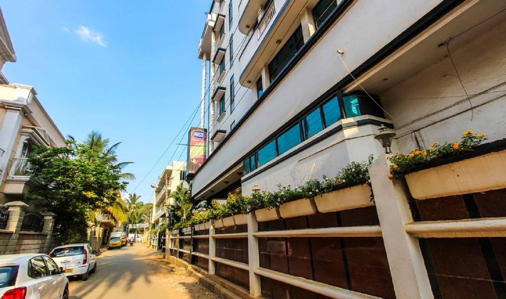 Hotel Pigeon International バンガロール エクステリア 写真